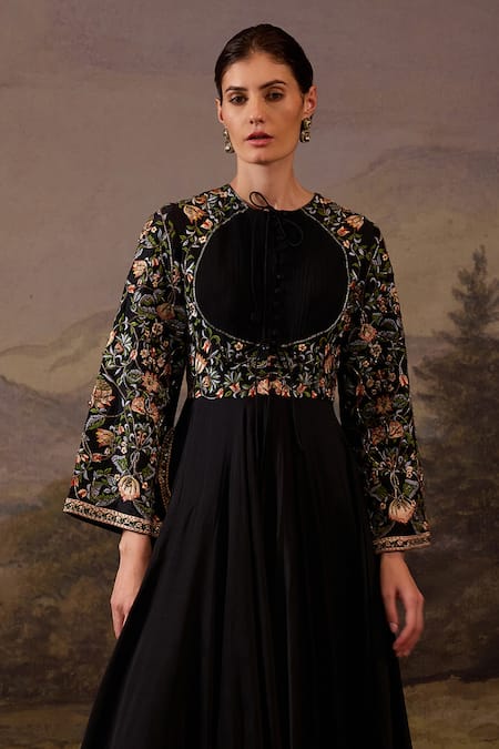 Samant Chauhan_Black Cotton, Silk Embroidery Round Neck Floral A-line Gown _Online_at_Aza_Fashions