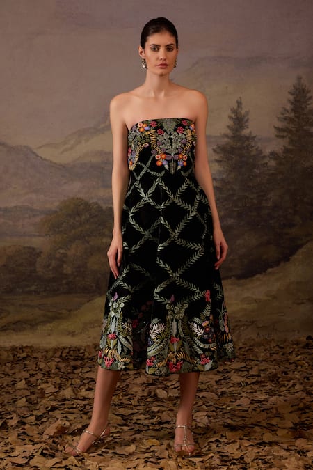 Samant Chauhan Floral Embroidered Bandeau Dress 