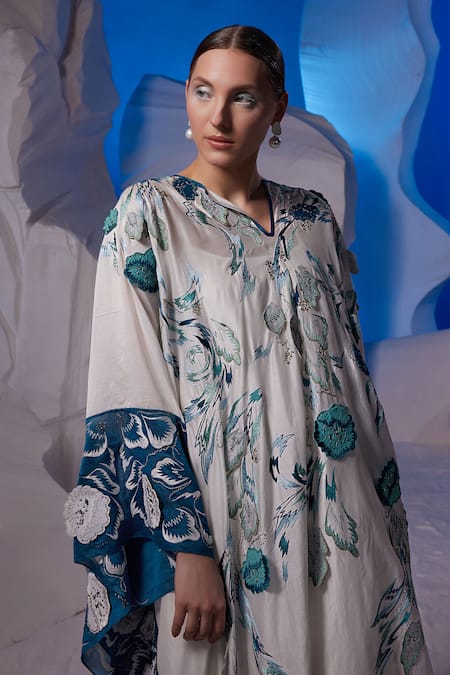 Samant Chauhan Ivory Cotton, Silk Embroidery V-neck Floral Applique And Kaftan Online at Aza Fashions Samant Chauhan_Ivory Cotton, Silk Embroidery V-neck Floral Applique And Kaftan _Online_at_Aza_Fashions