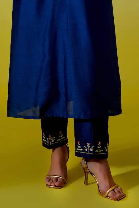 Buy Anantaa By Roohi Blue Chanderi Silk Embroidery, Sequins Round Neck Kurta With Pant Online at Aza Fashions Buy_Anantaa By Roohi_Blue Chanderi Silk Embroidery, Sequins Round Neck Kurta With Pant _Online_at_Aza_Fashions