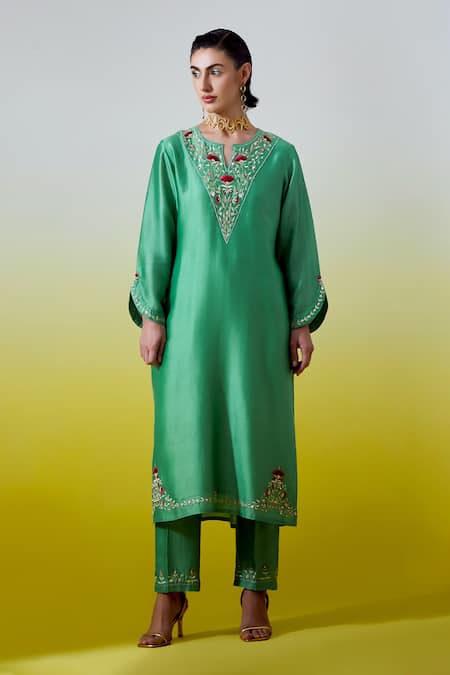 Anantaa By Roohi Silk Chanderi Notched Neck Kurta With Pant 
