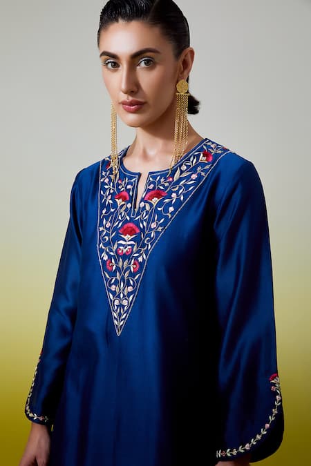 Shop_Anantaa By Roohi_Blue Chanderi Silk Sequins, Embroidery Notched Neck Kurta With Pant _Online_at_Aza_Fashions