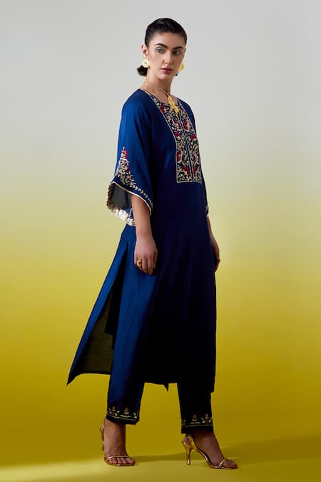 Buy_Anantaa By Roohi_Blue Chanderi Silk Sequins, Embroidery Round Neck Kaftan Kurta And Pant Set _Online_at_Aza_Fashions