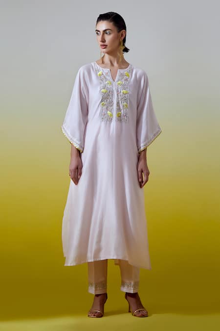 Anantaa By Roohi Silk Chanderi Kaftan Kurta With Pant 