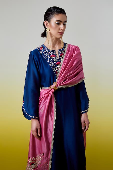 Shop Anantaa By Roohi Pink Chanderi Silk Sequins, Embroidery, Zari Dupatta Shop_Anantaa By Roohi_Pink Chanderi Silk Sequins, Embroidery, Zari Dupatta