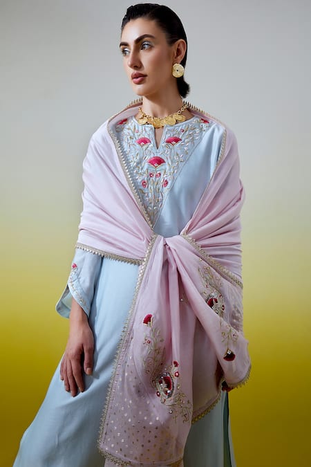 Shop Anantaa By Roohi Pink Chanderi Silk Embroidery, Sequins, Zari Dupatta Online at Aza Fashions Shop_Anantaa By Roohi_Pink Chanderi Silk Embroidery, Sequins, Zari Dupatta _Online_at_Aza_Fashions