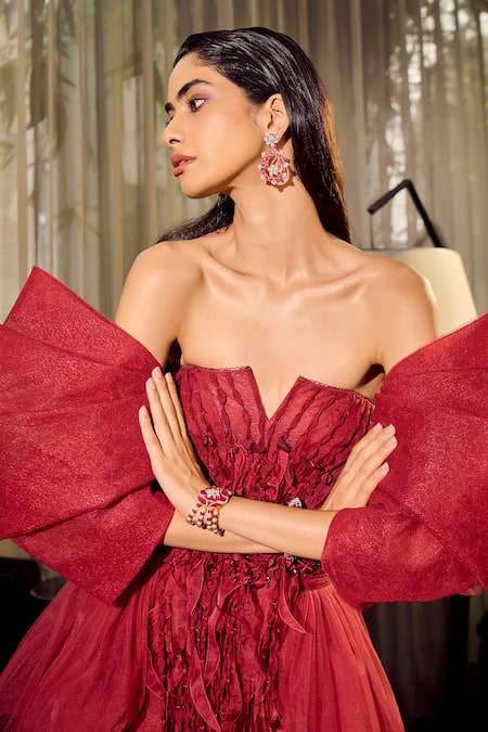 Buy Supria Munjal Wine Tulle Sweetheart Neck, Off-shoulder Off Layered Gown Online at Aza Fashions Buy_Supria Munjal_Wine Tulle Sweetheart Neck, Off-shoulder Off Layered Gown _Online_at_Aza_Fashions