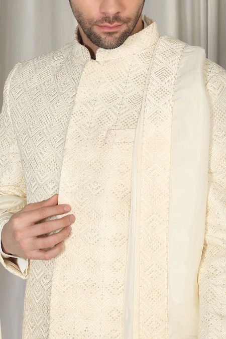 Buy Aham-Vayam Ivory Cotton, Silk Embroidery Jashne Bahar Sherwani Set Buy_Aham-Vayam_Ivory Cotton, Silk Embroidery Jashne Bahar Sherwani Set
