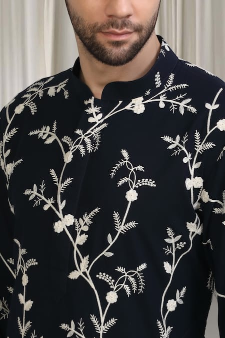 Buy_Aham-Vayam_Blue Cotton Embroidery Phool Patti Kurta Set _Online_at_Aza_Fashions