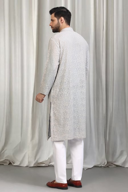 Aham-Vayam Harshollas Embroidered Kurta Set 