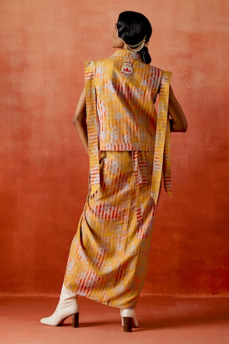 Jajaabor Striped Print Jacket & Knotted Skirt Set 