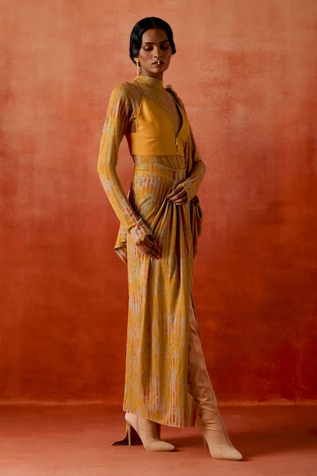 Buy_Jajaabor_Yellow Jersey High Neck, Pre-draped Saree Set With Bodysuit _Online_at_Aza_Fashions