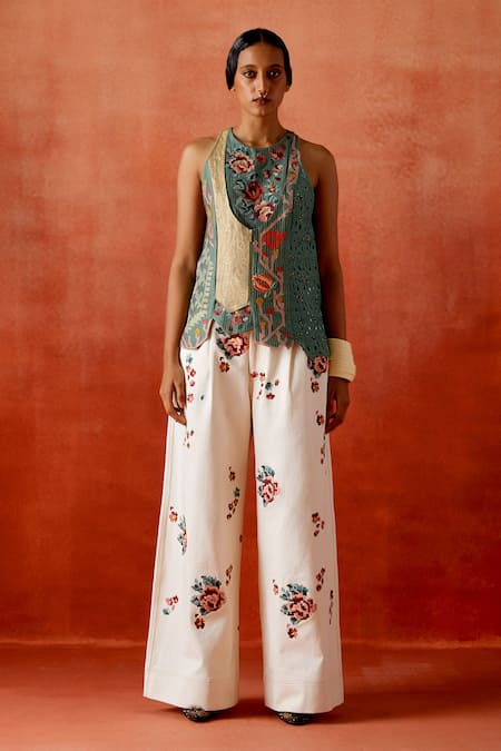 Jajaabor Embroidered Jacket & Pant Set 