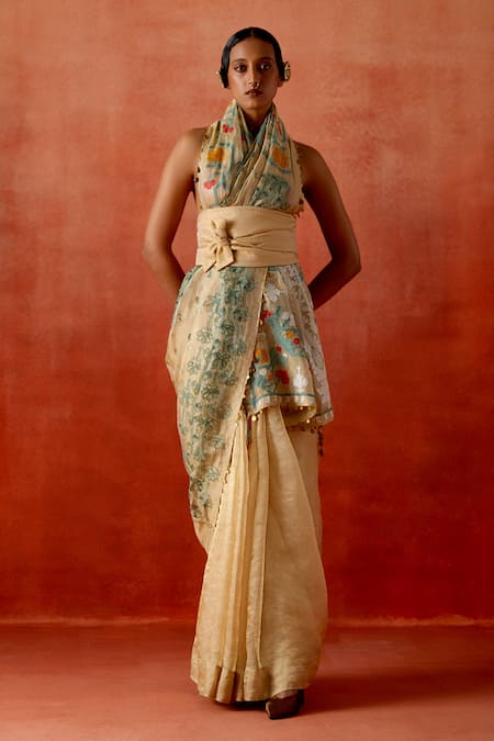 Jajaabor Embroidered Saree With Unstitched Blouse Piece 