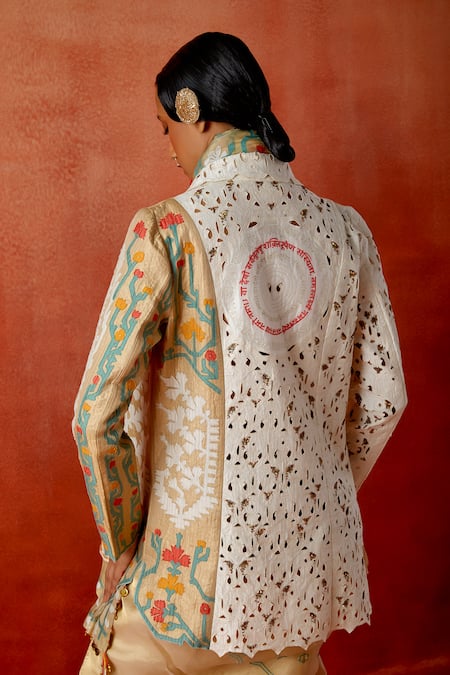 Buy Jajaabor Gold Tissue, Chanderi Silk Embroidery, Cut Work Notched Neck Saree With Jacket Online at Aza Fashions Buy_Jajaabor_Gold Tissue, Chanderi Silk Embroidery, Cut Work Notched Neck Saree With Jacket _Online_at_Aza_Fashions