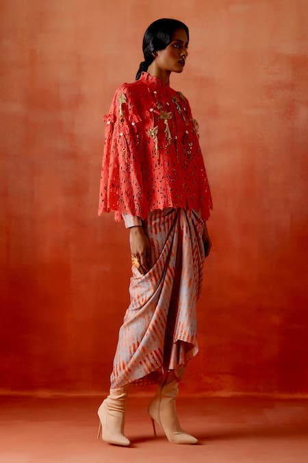 Buy Jajaabor Red Chanderi , Organza High Cutwork Cape With Knotted Pull Up Dress Online at Aza Fashions Buy_Jajaabor_Red Chanderi , Organza High Cutwork Cape With Knotted Pull Up Dress _Online_at_Aza_Fashions