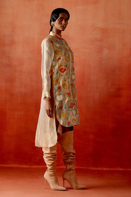 Buy Jajaabor Gold Tissue Embroidery Collared Dress Online at Aza Fashions Buy_Jajaabor_Gold Tissue Embroidery Collared Dress _Online_at_Aza_Fashions