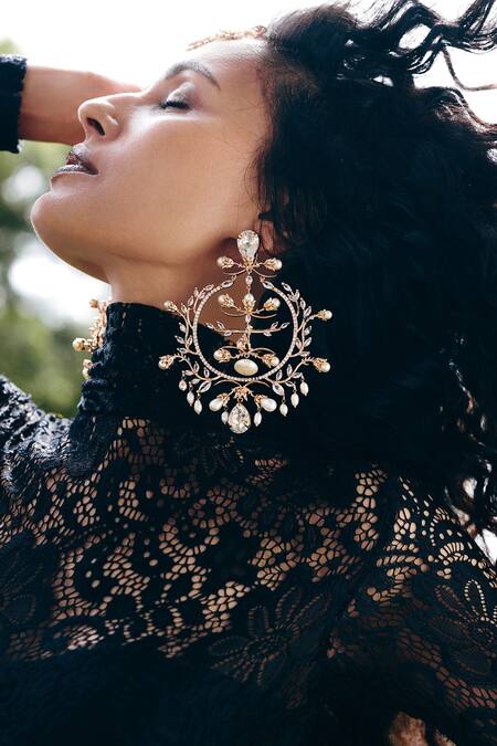 Buy_Outhouse_Rose Gold Pearls, Stones Feral Embellished Chandbalis _Online_at_Aza_Fashions