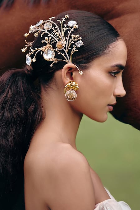 Outhouse Born In The Wild Couture Earcuff 