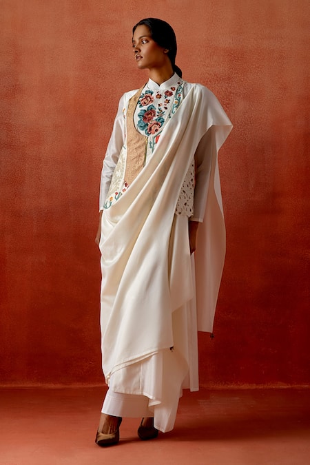 Jajaabor Embroidered Angarkha Jacket & Kurta Set 