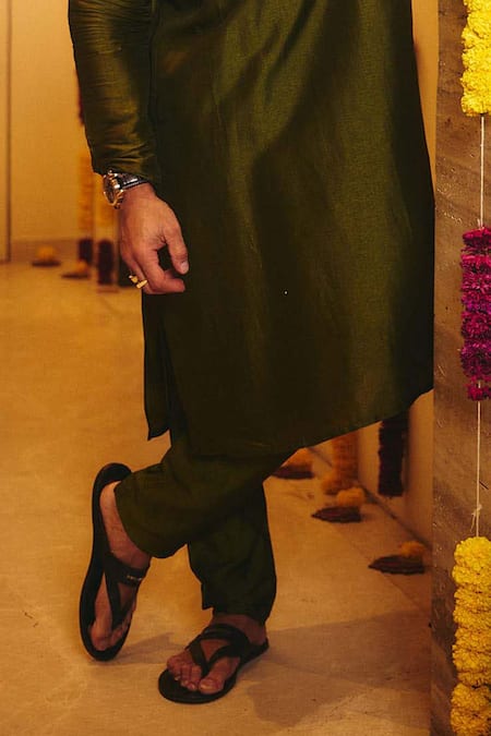 Gopi Vaid_Green Tussar Farid Plain Straight Kurta Set _Online_at_Aza_Fashions