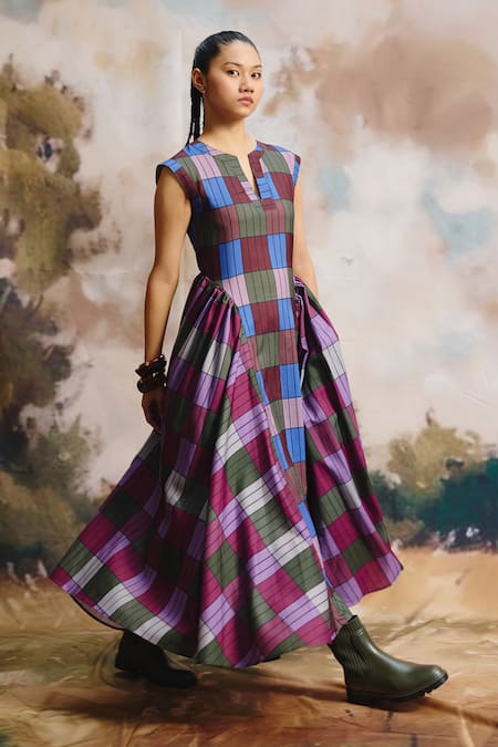 Buy ZiP by Payal & Zinal Multi Color Linen Split V-neck Savanna Checkered Dress Online at Aza Fashions Buy_ZiP by Payal & Zinal_Multi Color Linen Split V-neck Savanna Checkered Dress _Online_at_Aza_Fashions