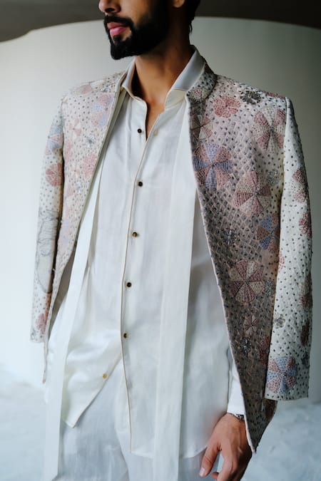Jatin Malik_Ivory Linen, Silk Piping, Embroidery, Blush Pink Divine Short Jacket And Kurta Set _at_Aza_Fashions