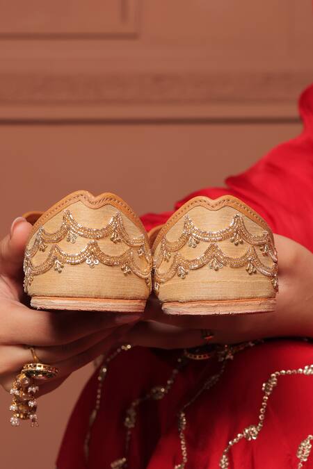 Shop_House Of Vitti India_Beige Scalloped Embroidered Juttis _Online_at_Aza_Fashions
