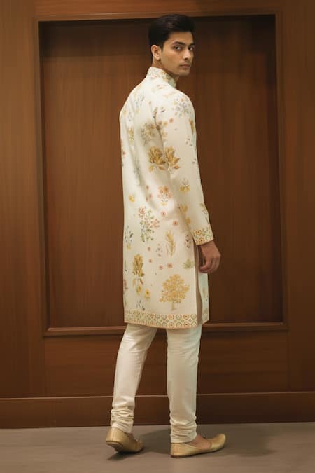 Char Chaand Ivory Botanical Garden Kurta 
