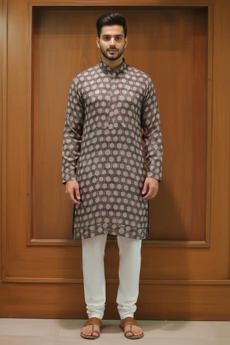 Shop_Char Chaand_Brown Linen, Silk Geometric Kurta _Online_at_Aza_Fashions