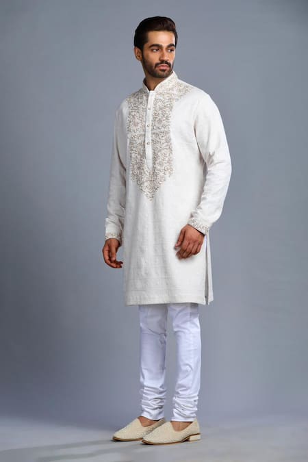 Char Chaand_Ivory Cotton Embroidery Kurta _Online_at_Aza_Fashions