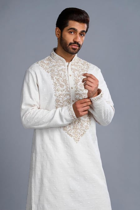 Char Chaand_Ivory Cotton Embroidery Kurta _at_Aza_Fashions