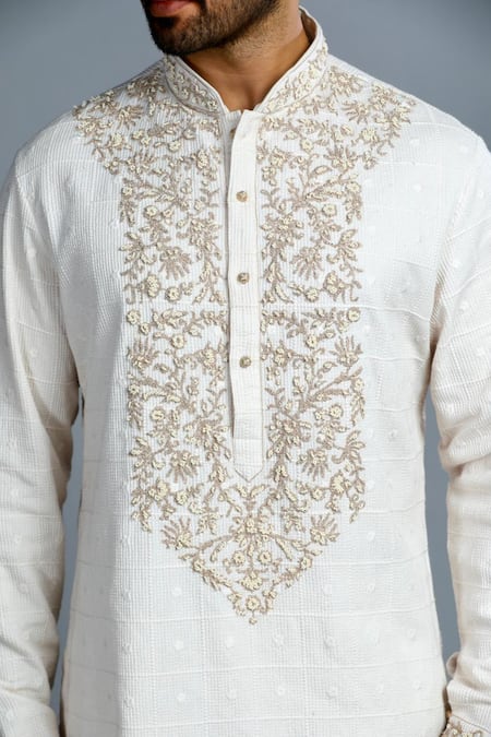 Buy_Char Chaand_Ivory Cotton Embroidery Kurta 