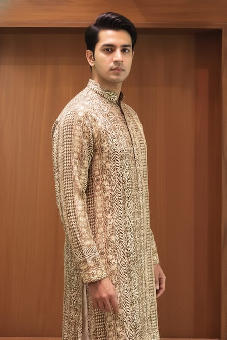 Buy_Char Chaand_Gold Linen, Silk Animal Print Kurta _Online_at_Aza_Fashions