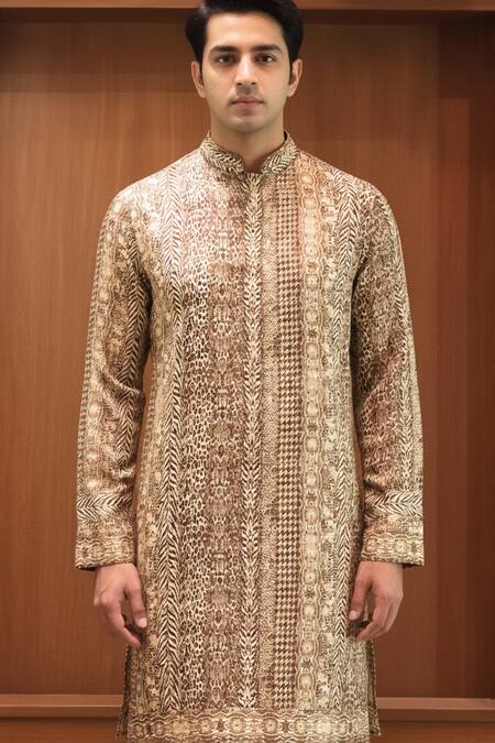 Shop_Char Chaand_Gold Linen, Silk Animal Print Kurta _Online_at_Aza_Fashions