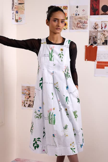 Doodlage_White Linen Square Neck Malaya Printed Dress _Online_at_Aza_Fashions