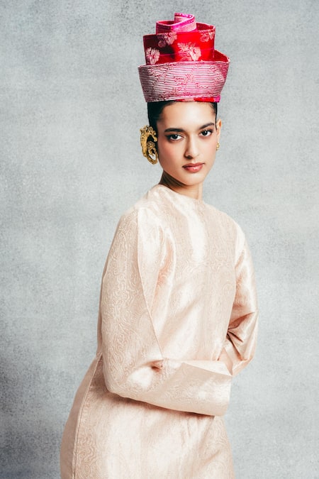 Buy_Ekaya Banaras_Gold Satin High Neck Banarasi Emboss Silk Kaftan _Online_at_Aza_Fashions