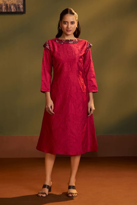 Savaaya Handwork Embroidered Midi Dress 