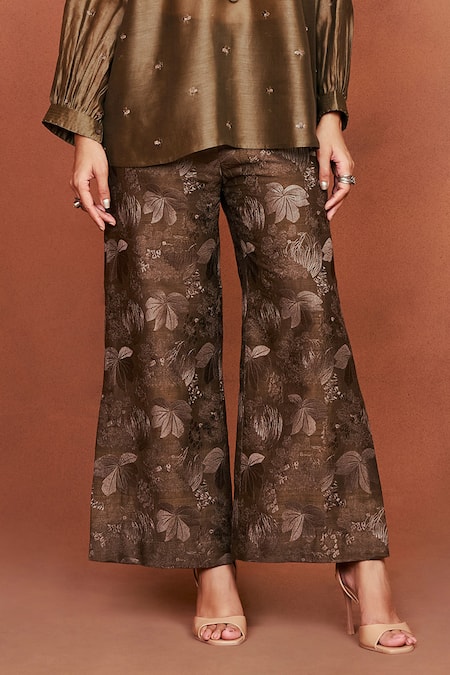 Buy_Sue Mue_Olive Green Chanderi , Embroidery, Aashi Floral Pattern Top And Pant Set 