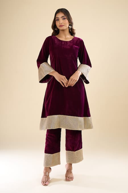 Naintara Bajaj Lace Work Velvet Kurta & Pant Set 