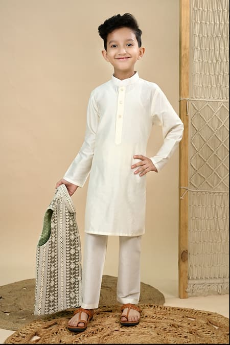 Buy_Taber Tikri_Off White Silk, Cotton Embroidery, Mirrors Faux Work Bundi And Kurta Set _Online_at_Aza_Fashions