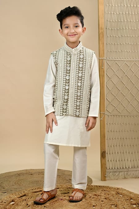 Taber Tikri_Off White Silk, Cotton Embroidery, Mirrors Faux Work Bundi And Kurta Set _at_Aza_Fashions