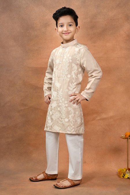 Buy_Taber Tikri_Beige Silk Embroidery Thread Kurta Set _Online_at_Aza_Fashions