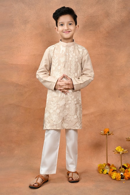 Taber Tikri Thread Embroidered Kurta Set 
