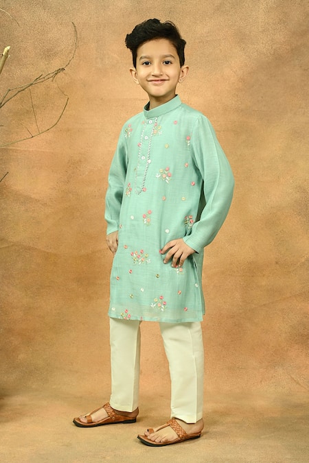 Buy_Taber Tikri_Green Chanderi Embroidery Thread Work Kurta And Pant Set _Online_at_Aza_Fashions