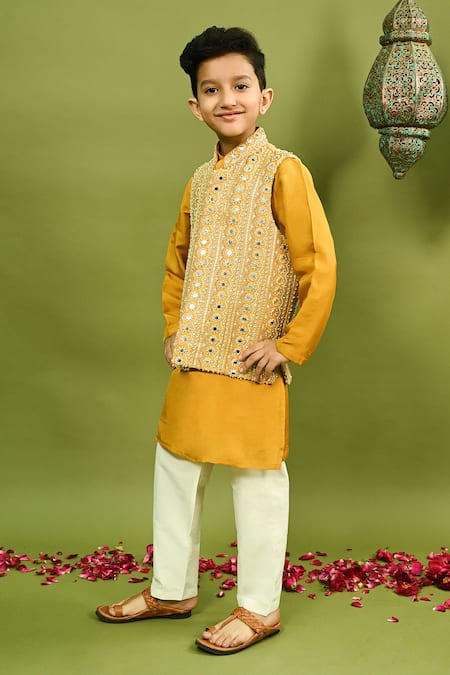 Taber Tikri_Yellow Silk Beads, Mirrors Embroidered Bundi And Kurta Set _at_Aza_Fashions