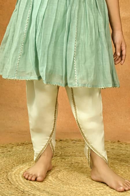 Taber Tikri_Ivory Cotton, Silk Pearls, Tassels, Thread Embroidered Kurta And Dhoti Pant Set _Online_at_Aza_Fashions