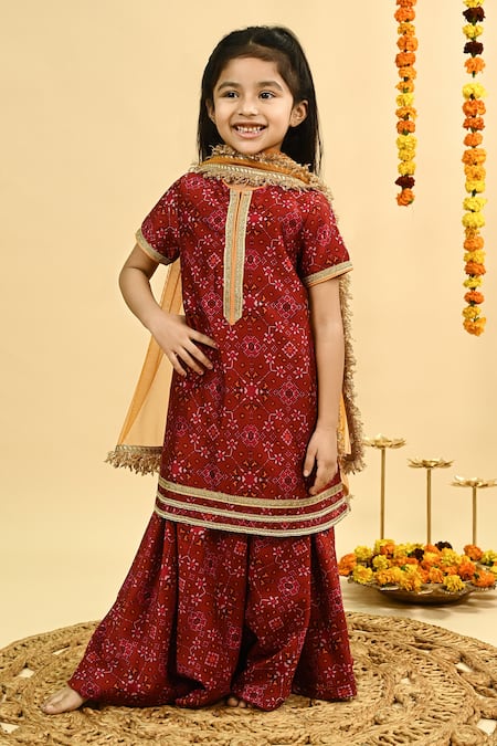 Taber Tikri Pure Chanderi Kurta Set 