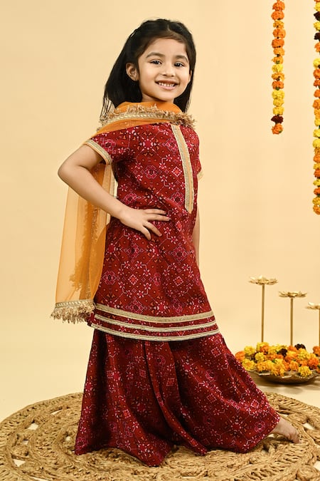 Taber Tikri_Maroon Chanderi Gota Patti, Tassels, Fringe Pure Kurta Set _at_Aza_Fashions