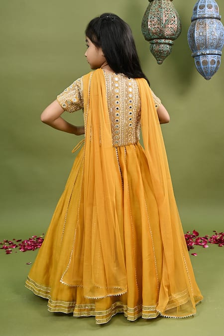 Taber Tikri Mirror Embroidery Pure Chanderi Lehenga Set 